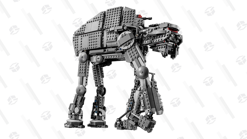 Set de LEGO de First Order Heavy Assault Walker | $110 | AmazonGráfico: Tercius Bufete